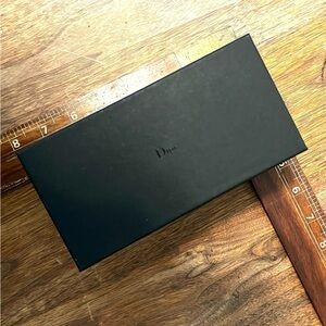 Dior sunglasses gift box with glasses cloth